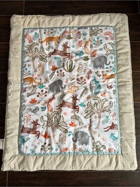 Levtex Baby Jungalo Natural Animal Jungle Safari Nursery Crib Quilt Blanket NWOT